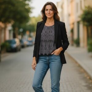 Art Deco Lilac Lace on Sheer Black- Sleeveless ~ Vintage Like New ~ size  4